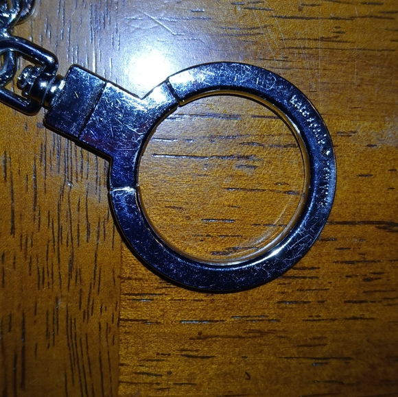 Kate Spade Larchmont Ave floral coin purse. - Picture 7 of 7